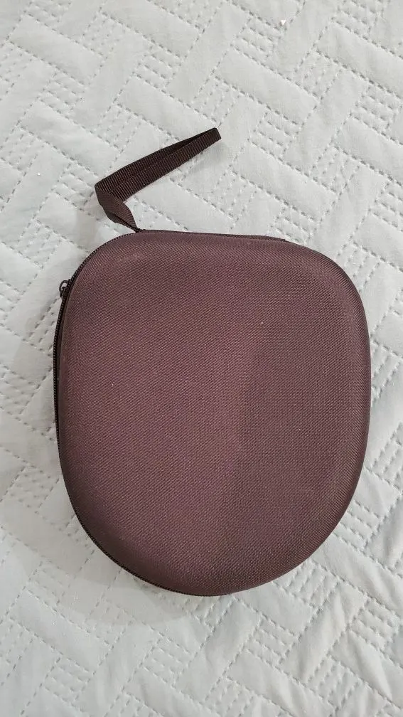 Portable Hard Carrying Case for Sony, Bose and Bluedio Headsets