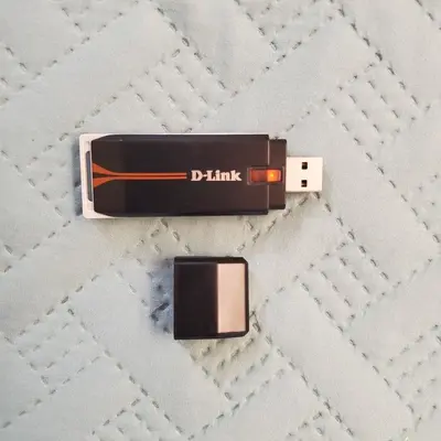 D-Link DWA-110 Wireless G USB Adapter photo 2