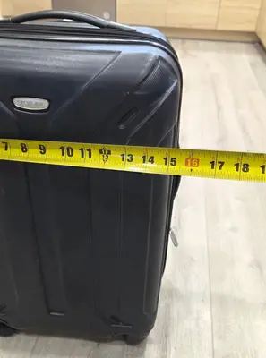 Skyline Carry-On Suitcase photo 4