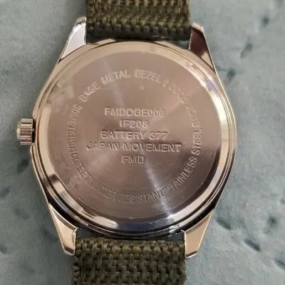 Japan Movement Watch with Metal Bezel photo 3