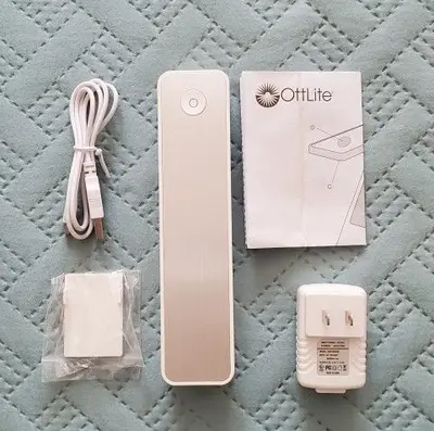 OttLite 48500C Rechargeable LED Travel Light, White photo 2