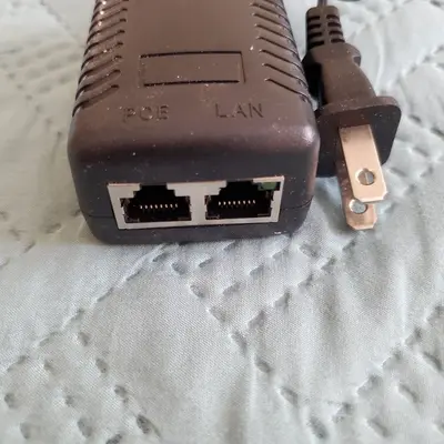 48V PoE Injector, 10/100 Mbps, IEEE 802.3af photo 3