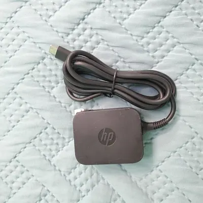 HP TPN-AA01 / TPN-DA01 USB-C 15W AC Adapter, 5.25V 3A