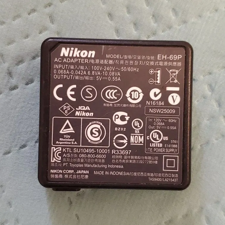 Original Nikon EH-69P AC Adapter (25833)