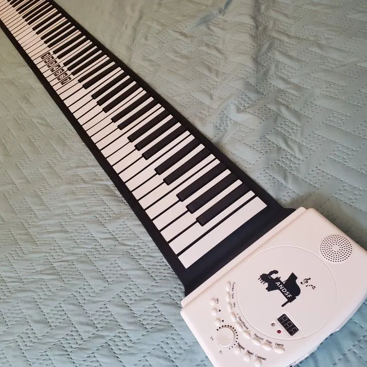 ANDSF 88-Key Roll-Up Portable Electronic Piano, Upgraded