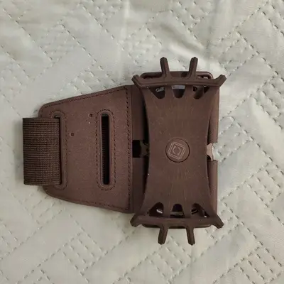 Rotating Smartphone Armband Case