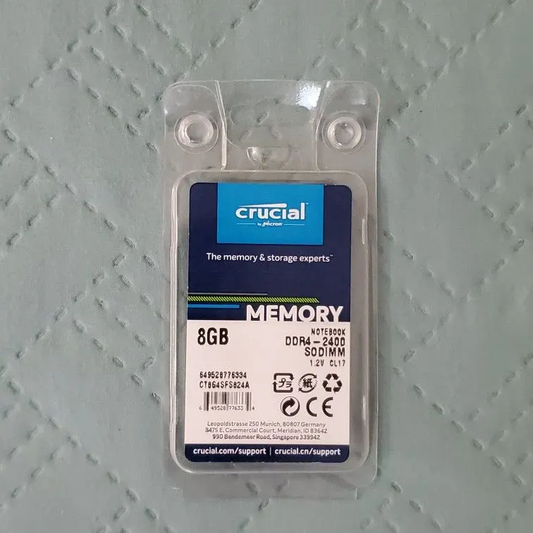 Crucial 8GB DDR4-2400 SODIMM Laptop Memory, 260-Pin