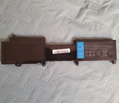 Dell 2NJNF Battery for Inspiron 14z-5423 and 15z-5523