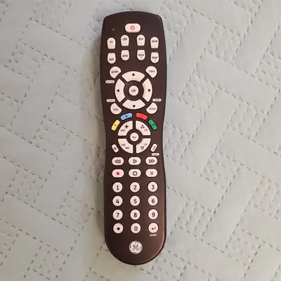 GE Universal Remote for Samsung, Vizio, LG, Sony, Sharp, Roku, Apple TV