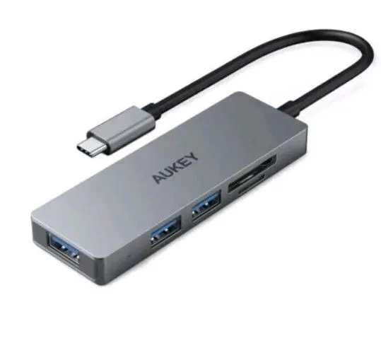 Aukey CB-C63 USB-C Hub with 3 USB 3.0 Ports and Card Reader