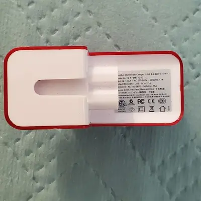 PlugBug MacBook Adapter with USB Charger for iPhone/iPad photo 2