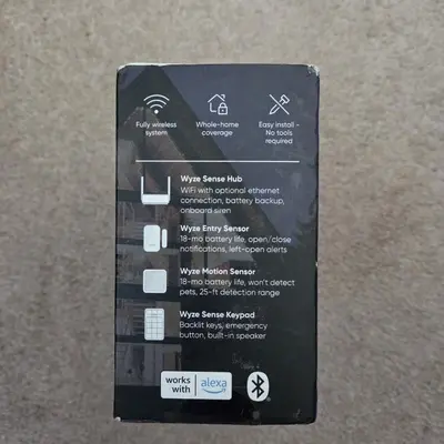 Wyze Home Security Core Kit: Hub, Keypad, Motion and 2 Entry Sensors photo 3