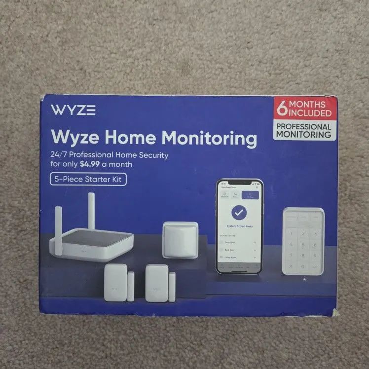 Wyze Home Security Core Kit: Hub, Keypad, Motion and 2 Entry Sensors