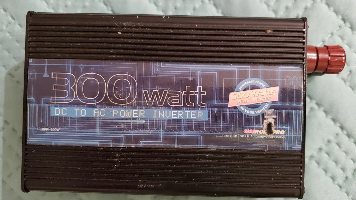 Road Pro AMRR-RPPI-300W 300W DC to AC Power Inverter