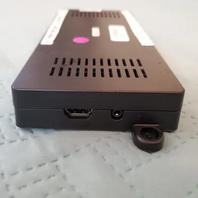 HBT1 Retail SRE Display Audio Server with Mounting Holes photo 5