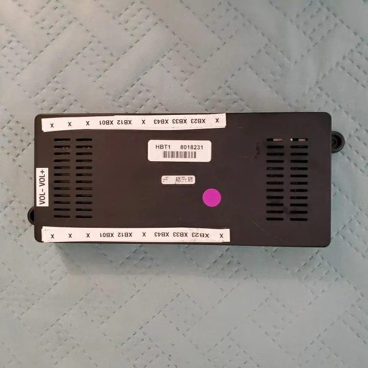 HBT1 Retail SRE Display Audio Server with Mounting Holes