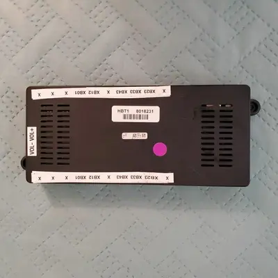 HBT1 Retail SRE Display Audio Server with Mounting Holes