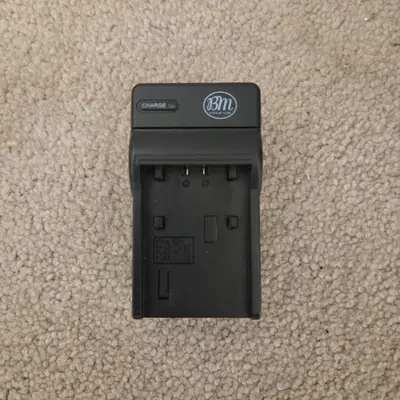 Battery Charger for Sony NP-FP50, NP-FH50 and NP-FV50 InfoLITHIUM