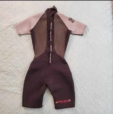 Body Glove Women's Wetsuit, Size 5-6 photo 2