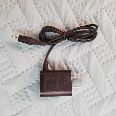 Genuine Philips Norelco HQ840 Groomer Charger SSW-2917US, 8.5V