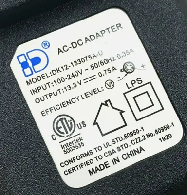 Original Shark VM252 / QM250 Magnetic Power Adapter, 13.3V 750mA photo 2