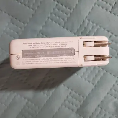 Apple AirPort Express Base Station A1264 (MB321LL/A) photo 2
