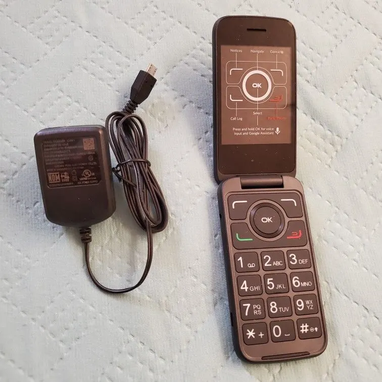 TCL Alcatel MyFlip 2 A406 4G LTE Prepaid Flip Phone (TracFone, Locked)