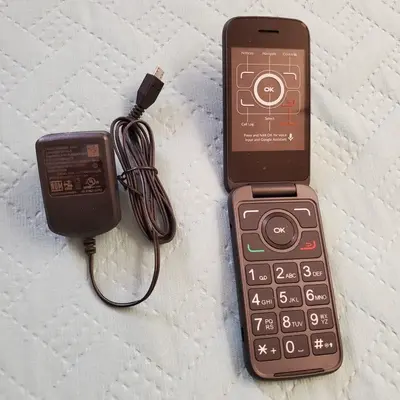 TCL Alcatel MyFlip 2 A406 4G LTE Prepaid Flip Phone (TracFone, Locked)
