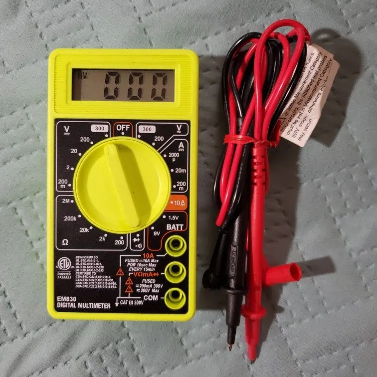 EM830 Digital Multimeter