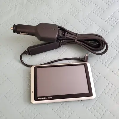 Garmin nuvi 1350 4.3" Widescreen Portable GPS Navigator