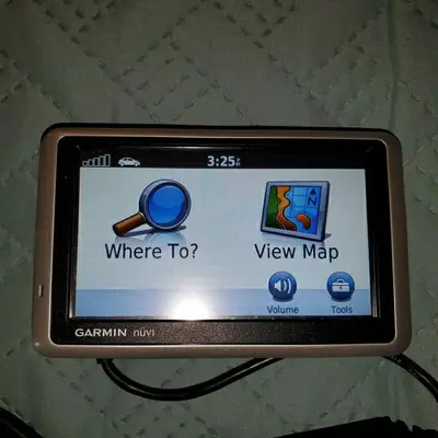 Garmin nuvi 1350 4.3" Widescreen Portable GPS Navigator photo 2