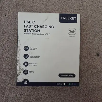 100W GaN 6-Port USB-C Fast Charging Station photo 9