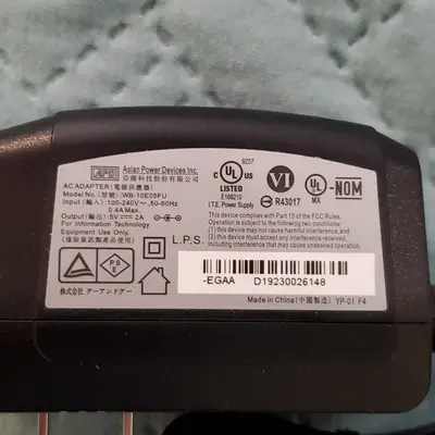 Genuine APD WB-10E05FU 5V 2A AC Adapter, 3.5mm Round Tip photo 2