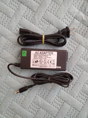 CINCON TR36A-13 13.5V 2.4A AC Adapter