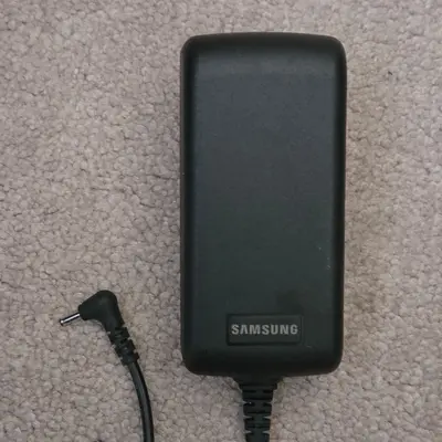 Genuine Samsung 19V 2A AC Adapter KSAS05019O0200HU (GH44-02888B) photo 2