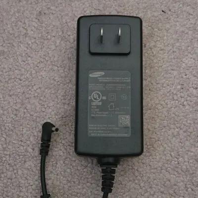 Genuine Samsung 19V 2A AC Adapter KSAS05019O0200HU (GH44-02888B) photo 3