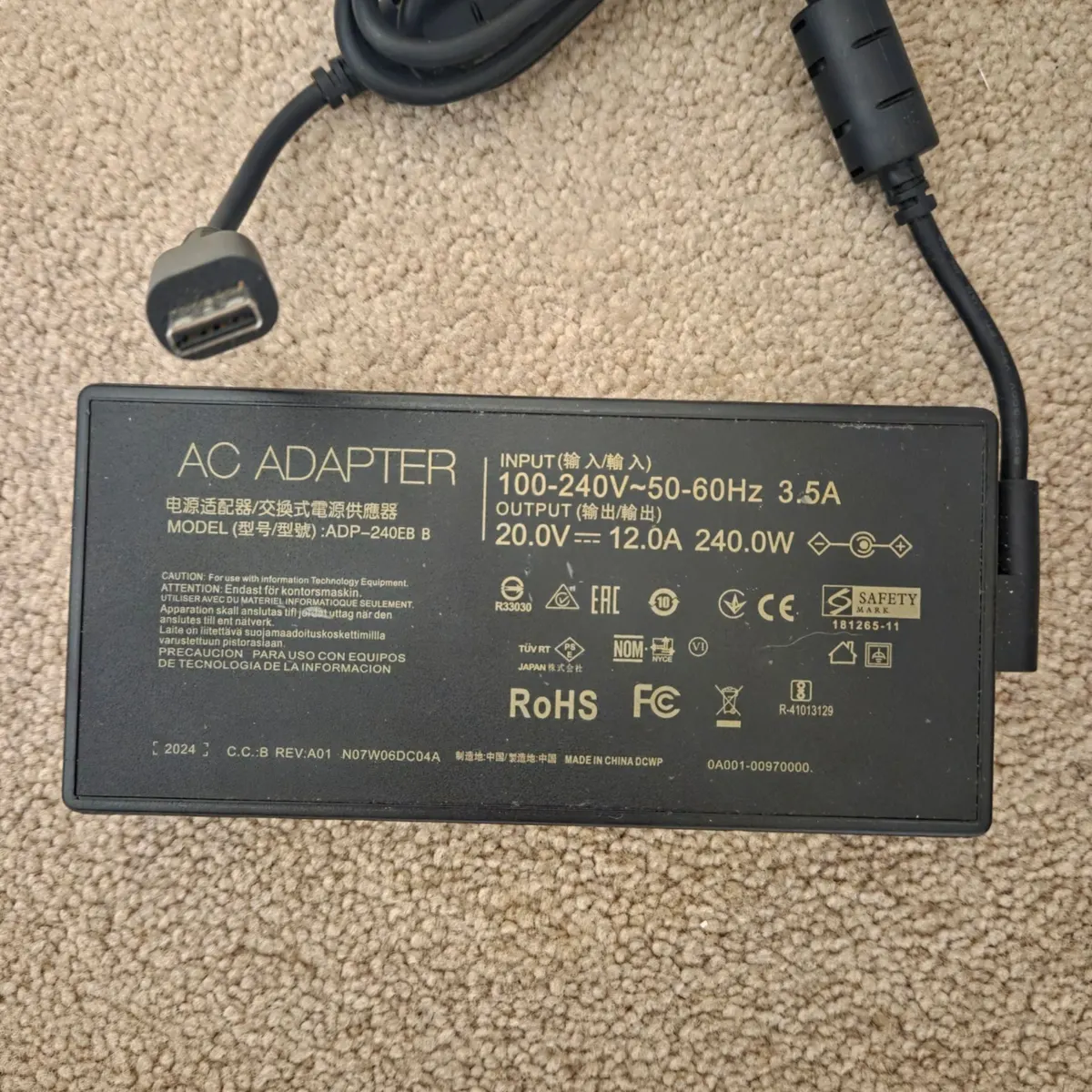 Lenovo 240W Slim-Tip AC Adapter, 20V 12A, ADP-240EB B