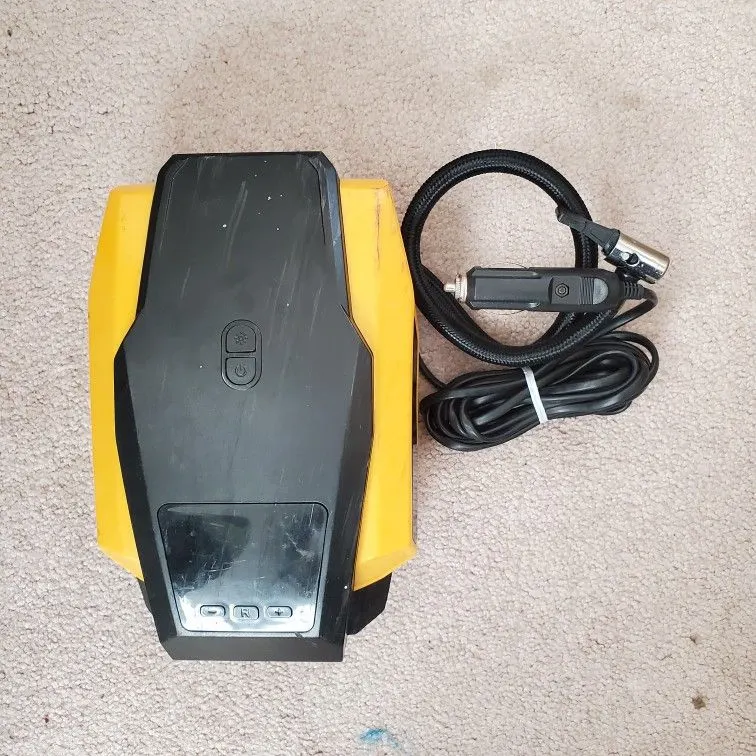 Portable Air Compressor, 150 PSI, 40 L/min