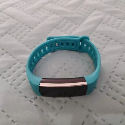 Kids Fitness Tracker Watch with Heart Rate Monitor, Swimproof