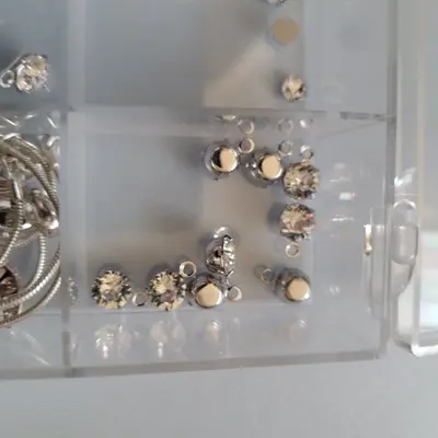 Beadsmith Beads and Swarovski Pendants Craft Kit with Boxes photo 6