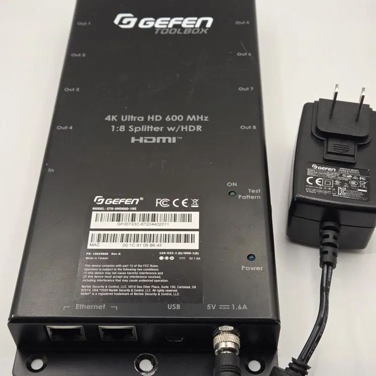 4K Ultra-HD 600MHz 2x8 HDMI Splitter with HDR