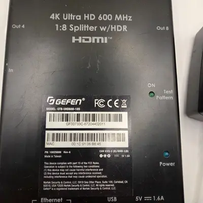 4K Ultra-HD 600MHz 2x8 HDMI Splitter with HDR photo 2