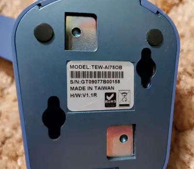TRENDnet Dual-Band 7/5dBi Indoor Omni Antenna with Mounting Base photo 3