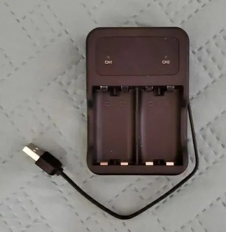 Dual-Channel Charger for Xbox One Battery KB-N2