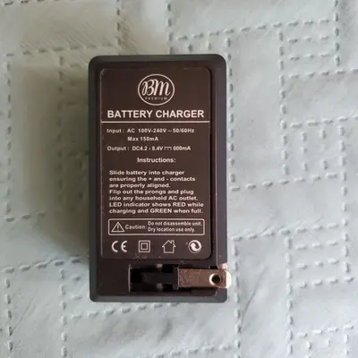 Wall Charger for Fujifilm NP-W126 / W126S (X-T3, X-T2, X-Pro3) photo 2