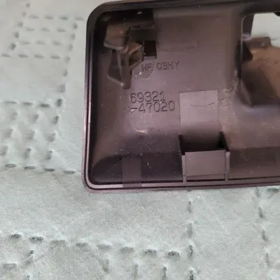 Toyota Back Door Lock Cover 69321-47020 photo 2