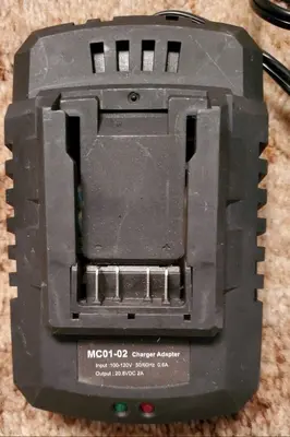 20.8V 2A Lithium-Ion Battery Charger photo 2