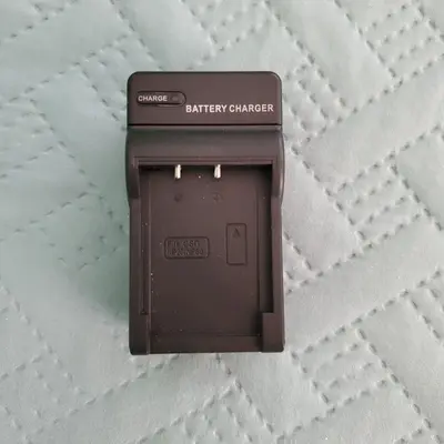 Wall Battery Charger for Casio NP-20, NP-60 and BC-11L Exilim
