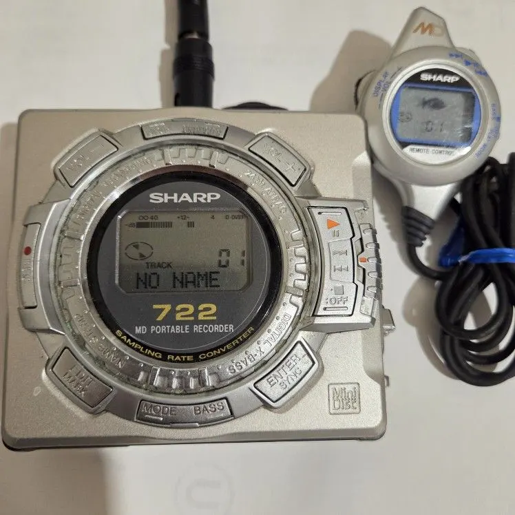 Vintage Sharp MD-MS722 Portable MiniDisc Recorder Player