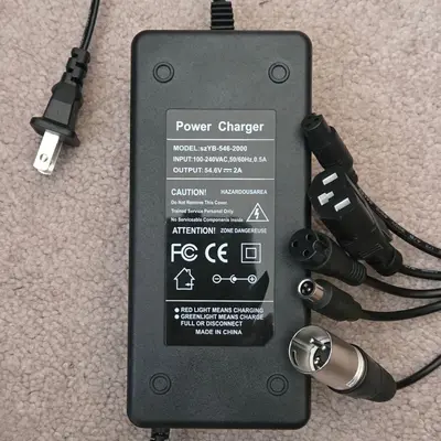 Universal 54.6V 2A Charger for 48V E-Scooter and E-Bike Batteries, 5 Plugs